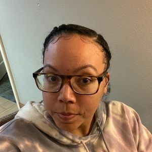 Meet your Posher, Analicia